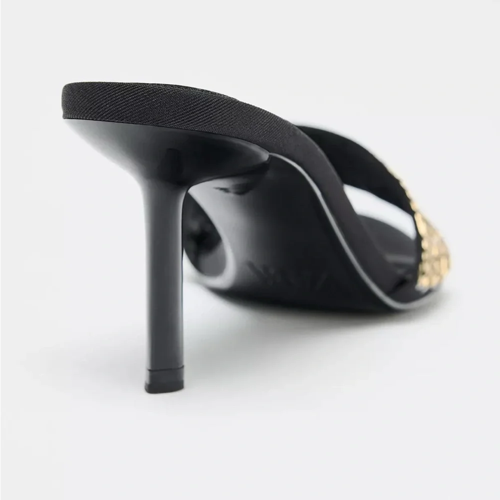 🔥🔥Zara chain trim heeled sandals - Picture 4 of 8